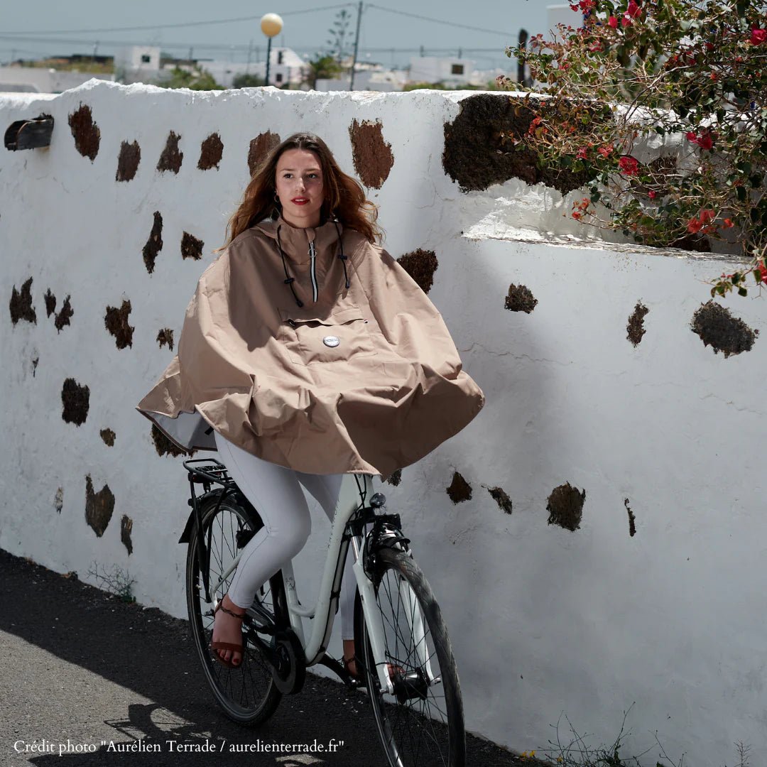 Cape de pluie adulte – Le Temps des Grenouilles - Momentum Electric