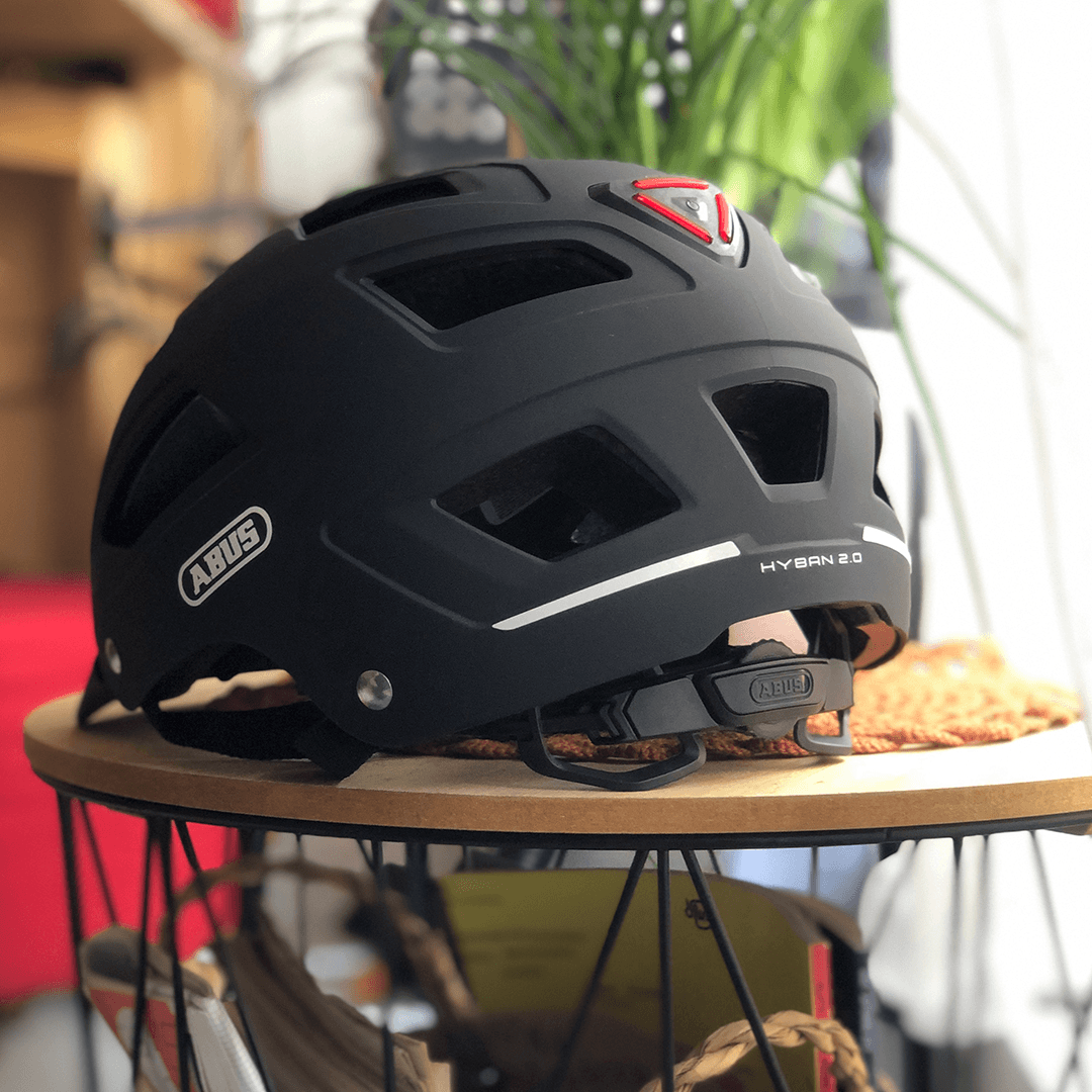 Casque Hyban 2.0 ABUS - Momentum Electric